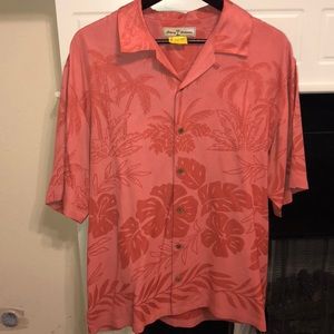 Red/peachy  tommy bahama